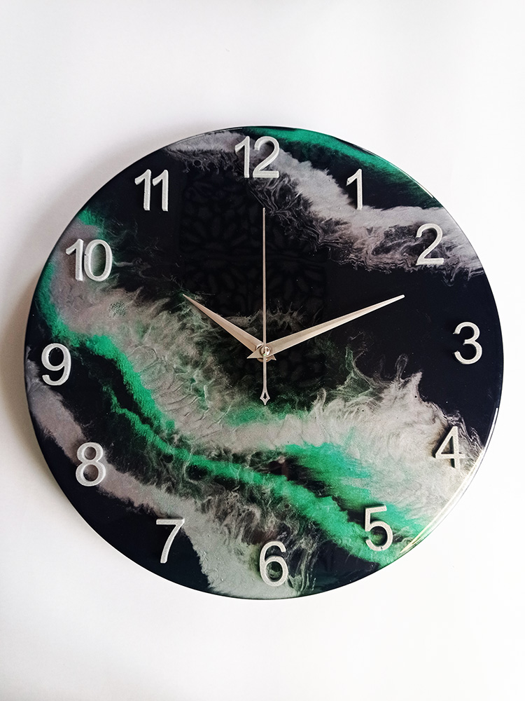 Часы "Серо-зеленая абстракция"